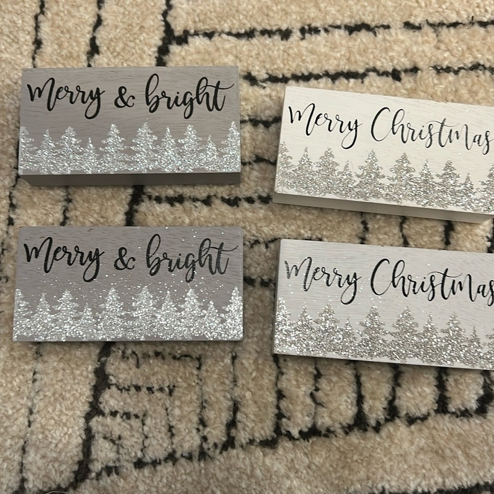 Merry Christmas sign